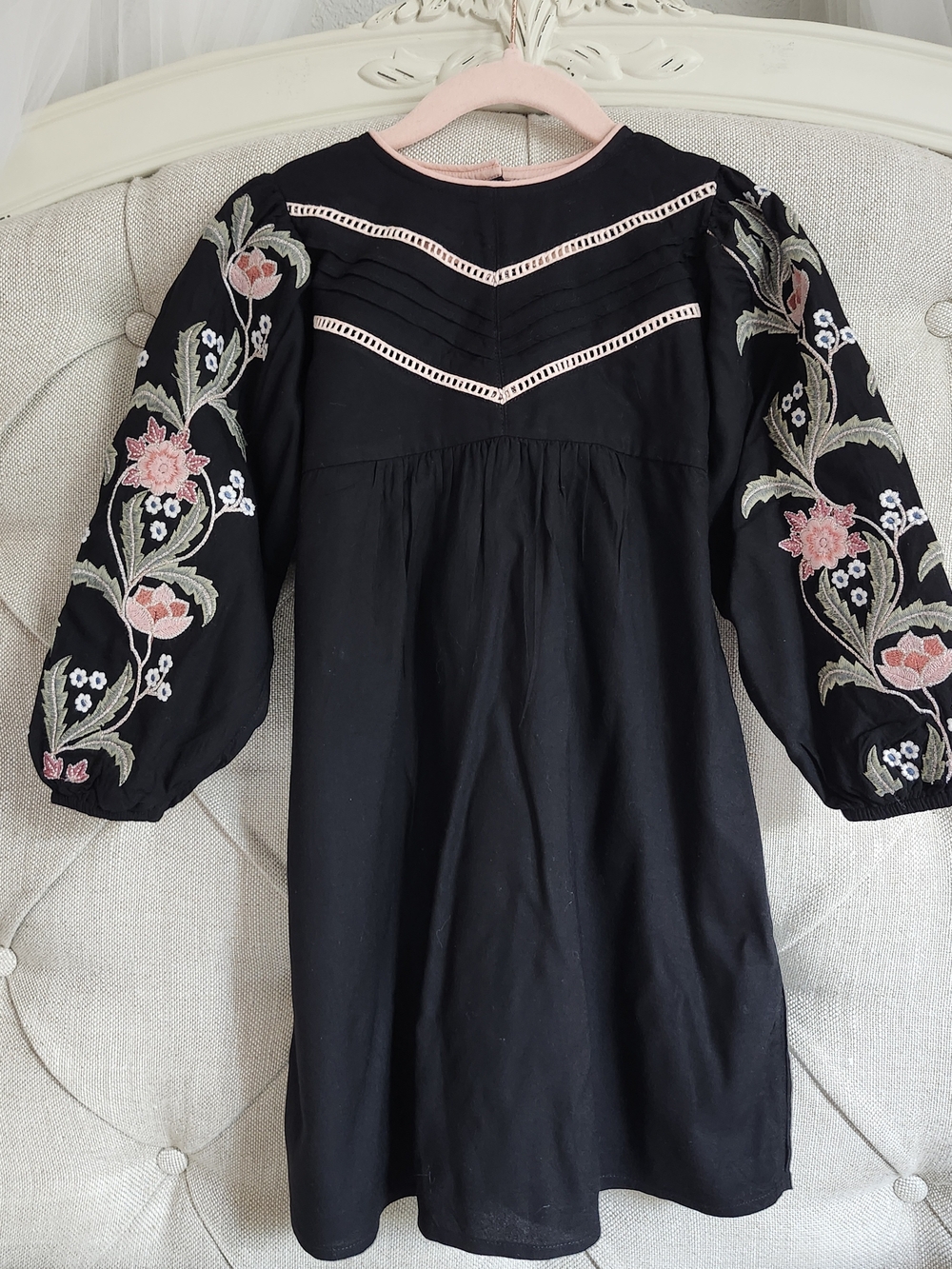 Bachaa Black Long-Sleeve Embroidered Floral Dress